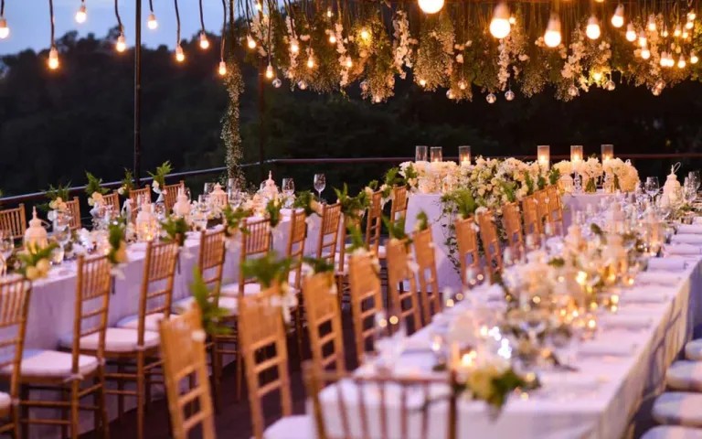 تقديم خدمات تنظيم الحفلات والمناسبات الحكومية والخاصة